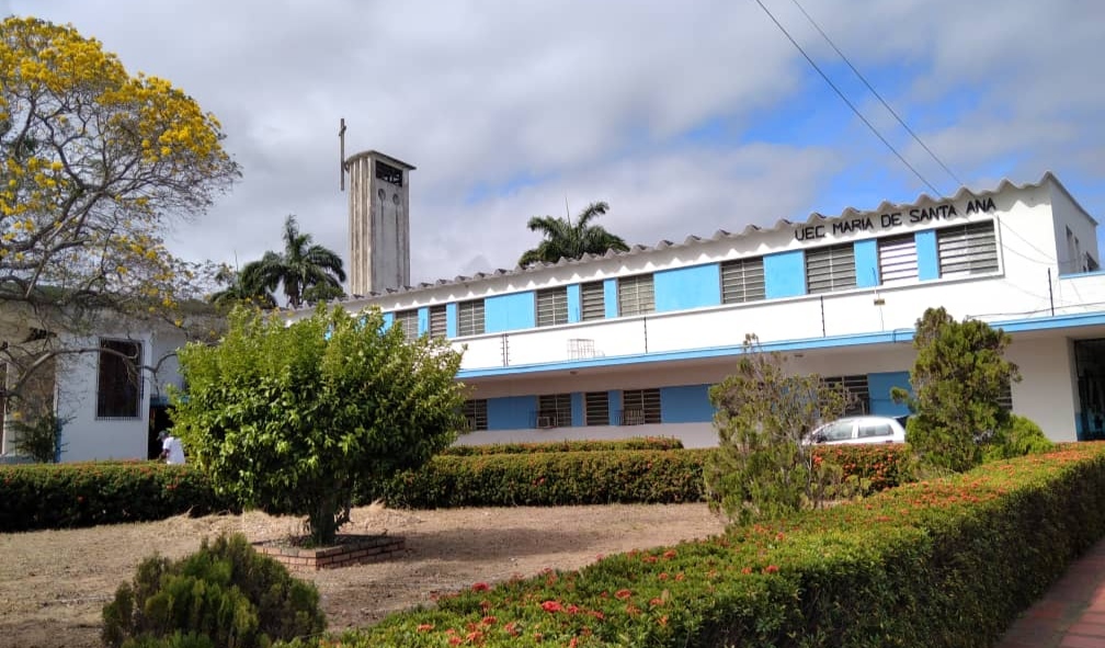 U.E.C María de Santa Ana